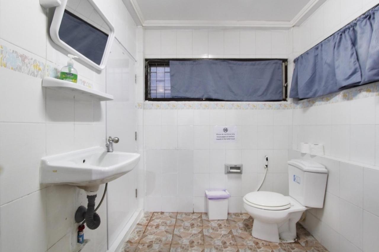 Rubin Home Bangkok Exteriör bild